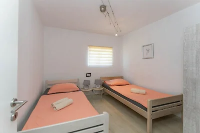Holiday Home Sanda - Four Bedroom Holiday Hom...