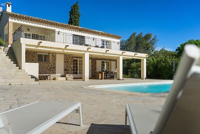 Villa moderna con piscina a Sainte-Maxime