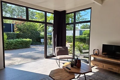 Vakantiehuis in Halfweg met terras