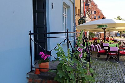 Moderne Ferienwohnung mit Garten in Wismar