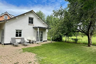 Ferienhaus in Spijk mit Garten