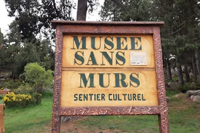 Goelia Residence Die Domהne von Castella