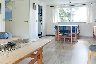 5 Personen Ferienhaus in Karrebæksminde-By...