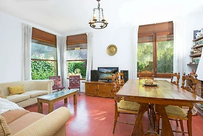 Villa mit 4 Schlafzimmern für 7 Personen