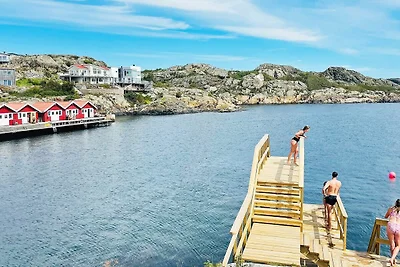 4 Personen Ferienhaus in Rönnäng-By Traum