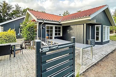 Ruhiges Ferienhaus in Skals mit Terrasse und...