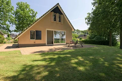 Bungalow spazioso vicino ai laghi della...