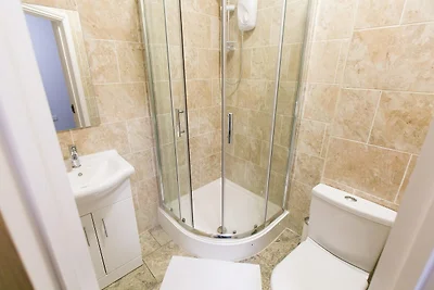 Belvilla Ilford Hill Hotel London Standard...