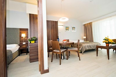 Appartmenten 4**** in Zaton Holiday Resort, m...