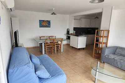 Vakantieappartement in Èze met zwembad
