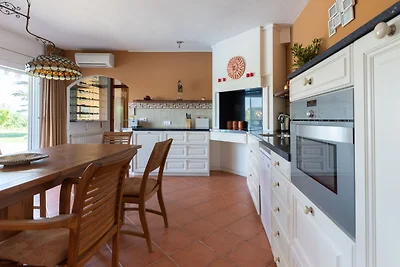 Luxe villa in Vilacolum met privézwembad