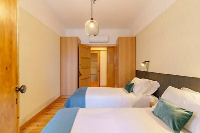 Senti Porto Downtown Woods Flat