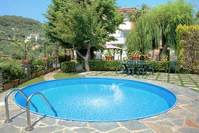 Villa in Stadano mit Schwimmbecken