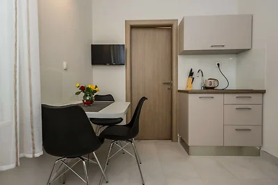 Küstenwohnung in Sibenik-Brodarica