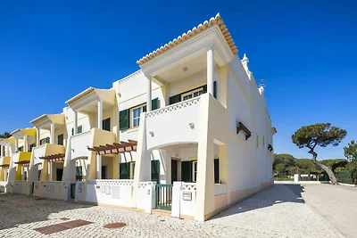 Apartment in der Nähe des Strandes Praia