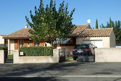 Graziosa villa con piscina fuori terra