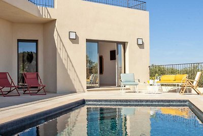 Splendida villa con piscina e vista mare