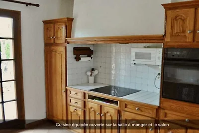 Ferienhaus in Cotignac mit Schwimmbecken