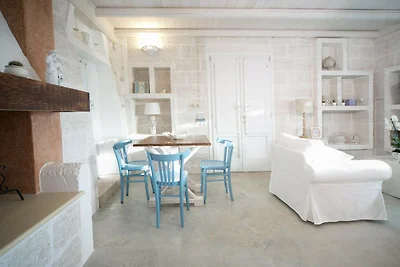 Detached Trullo Estate in Torre Suda