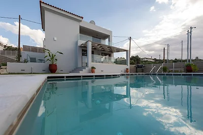 Villa auf Kreta mit Meerblick und Pool