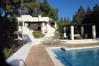 Gorgeous Holiday Home in St Josep de sa Talai...