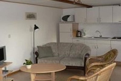 Geräumiges Apartment in Seenähe in Arum