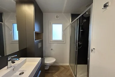 Ferienhaus in Mol mit Terrasse und Wifi