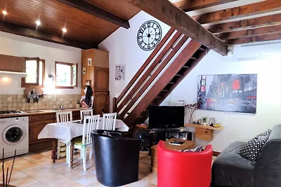 Ruhiges Ferienhaus mit großem Pool