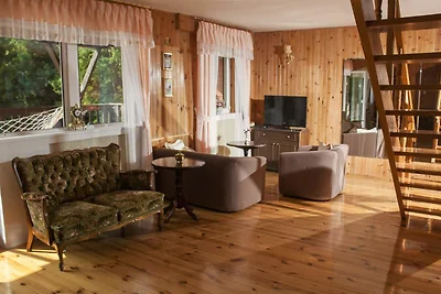 Ferienhaus in Kaschubei nahe Schiefem Haus