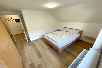 Two Bedroom Apartment with Balcony and Mounta...