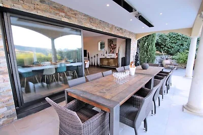 Häuser & Villen für 8 Personen