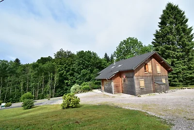 Accogliente chalet con vista sulla campagna