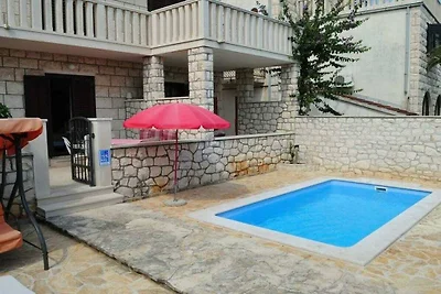 Vila Marija mit Pool