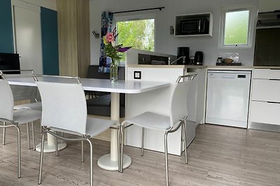 Modern chalet op het Friese platteland