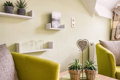 Aangenaam vakantiehuis in Ernst met balkon