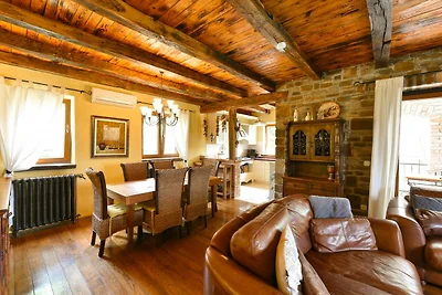 Villa mit Pool in Kaštelir für 9 Personen