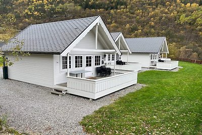 Casa vacanze a Kinsarvik con vista sul lago