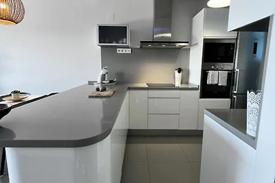 Appartamento a Higueron con vista sul mare