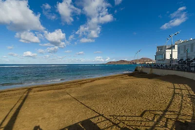 Studio in Las Palmas bij Playa de Las...