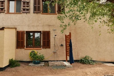 Maison de vacances à Aregno avec piscine