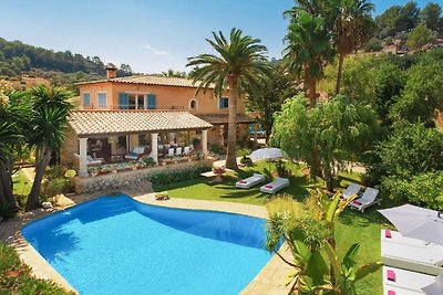 Schicke Villa in Mancor de la Vall mit Pool