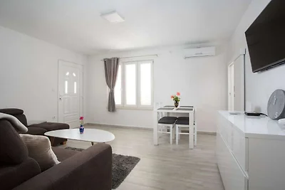 Serious Job Apartment - One Bedroom Apartment...