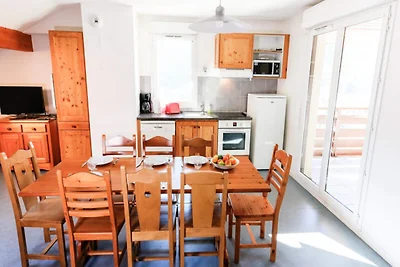 3 Zimmer 8/10 Personen Balkon