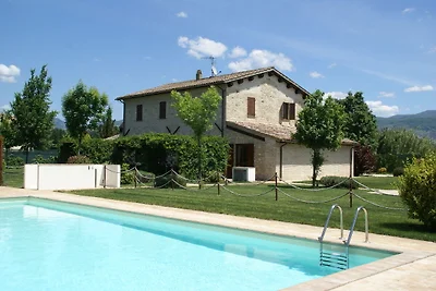 Modernes Ferienhaus in Foligno Loc.