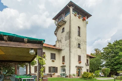 Bauernhaus in Verbania mit Garten