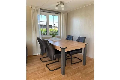 Hütte in Renesse mit Schwimmbecken