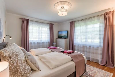 Ferienwohnung im Zentrum von Söll mit Pool