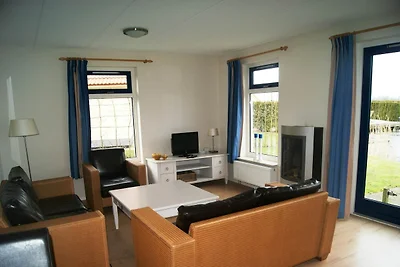 Chalet a Bergumermeer vicino al Porto