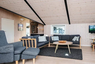 Luxuriöses Gästehaus mit 7 Bädern in Hejls