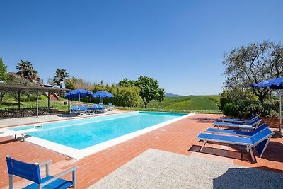 Appartamento con piscina e aria condizionata